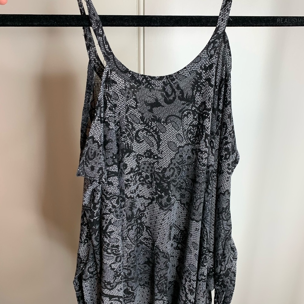 Guess Tunic - Picture 3 of 4